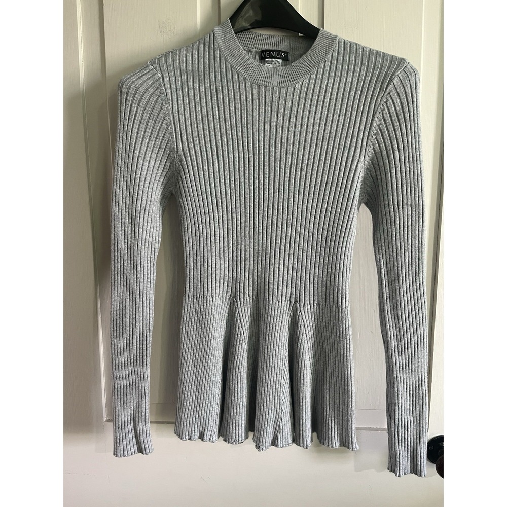 Venus Women's Gray Sweater Crew Neck Long Sleeve Size M